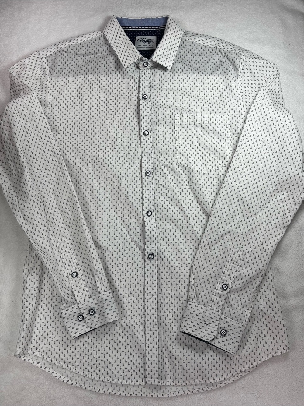 Voyage Men’s L Patterned Cotton Shirt White with Navy Gold Print Button Up EUC